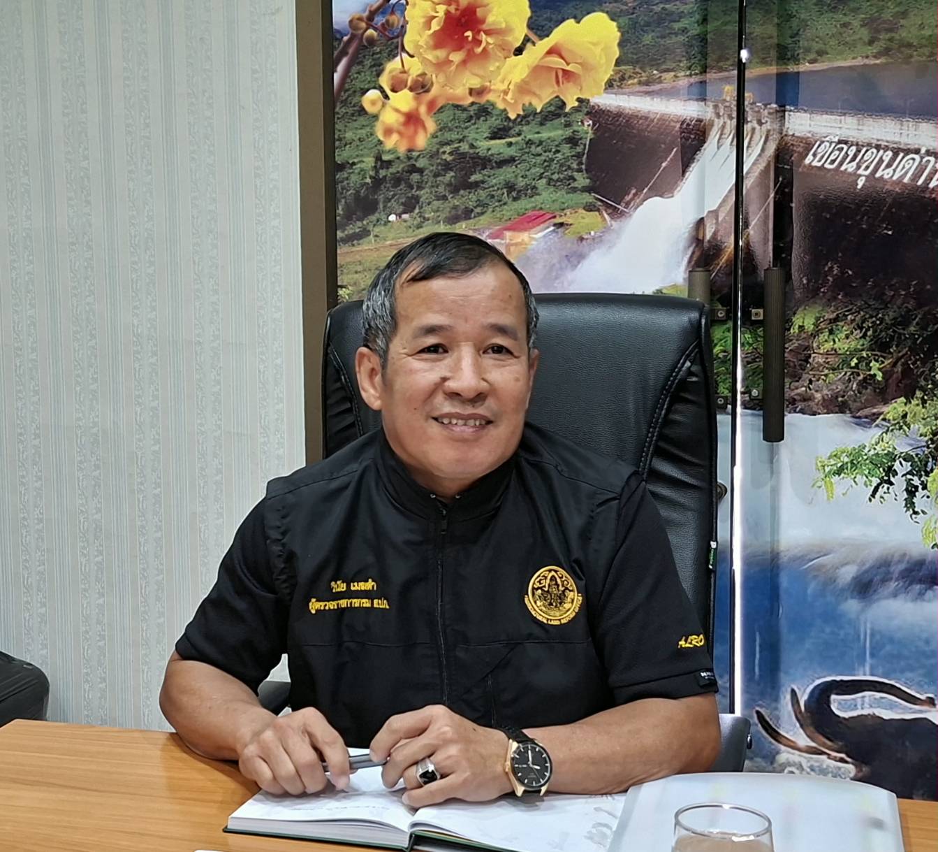 title - ผู้ตรวจราชการ ส.ป.ก. ประชุมตรวจราชการและติดตามความก้าวหน้าผลการดำเนินงานตามแผนการตรวจราชการของผู้ตรวจราชการสำนักงานการปฏิรูปที่ดินเพื่อเกษตรกรรม ประจำปีงบประมาณ พ.ศ. 2569 รอบที่ 1 เขตตรวจราชการที่ 9 จังหวัดนครนายก